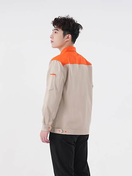 卓越仕品牌冬装外套